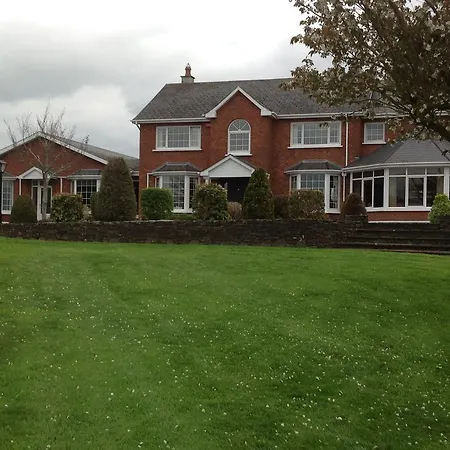 Killarney House Отель типа 