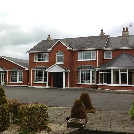 Bed & Breakfast Killarney House