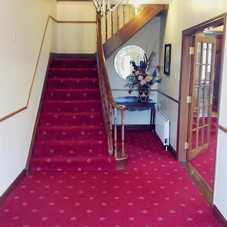 Bed & Breakfast Killarney House